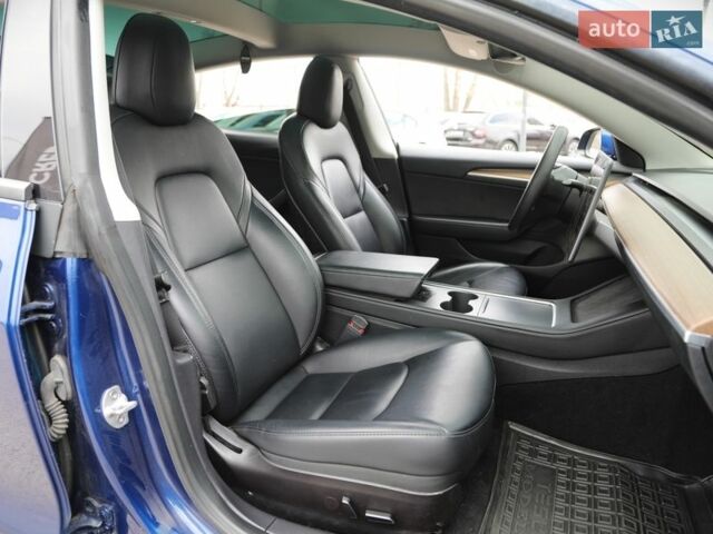 Синій Тесла Модель 3, об'ємом двигуна 0 л та пробігом 88 тис. км за 25000 $, фото 14 на Automoto.ua