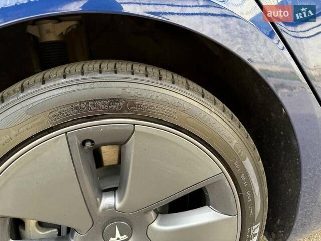 Синий Тесла Модель 3, объемом двигателя 0 л и пробегом 5 тыс. км за 24999 $, фото 18 на Automoto.ua