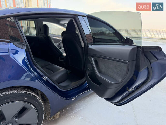 Синий Тесла Модель 3, объемом двигателя 0 л и пробегом 35 тыс. км за 21700 $, фото 31 на Automoto.ua