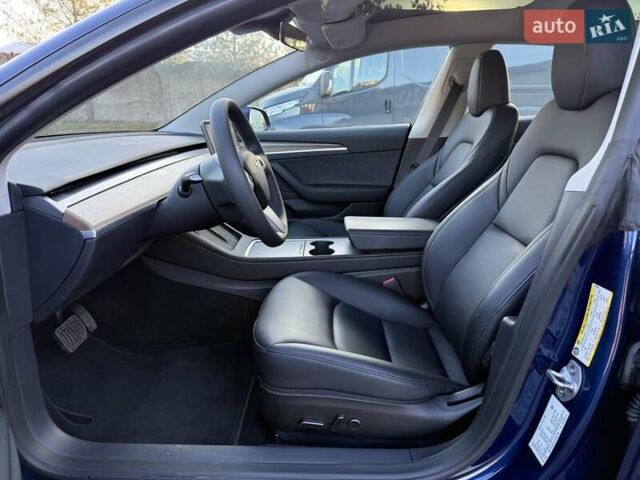 Синій Тесла Модель 3, об'ємом двигуна 0 л та пробігом 21 тис. км за 20999 $, фото 68 на Automoto.ua