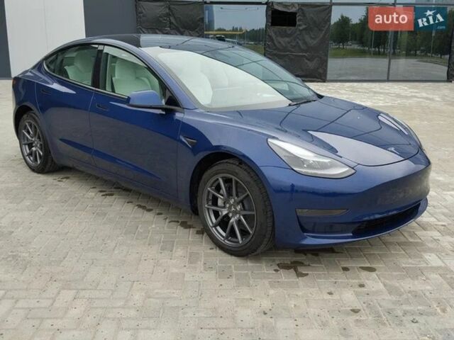Синій Тесла Модель 3, об'ємом двигуна 0 л та пробігом 65 тис. км за 16000 $, фото 1 на Automoto.ua