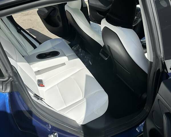 Синій Тесла Модель 3, об'ємом двигуна 0 л та пробігом 21 тис. км за 25100 $, фото 26 на Automoto.ua