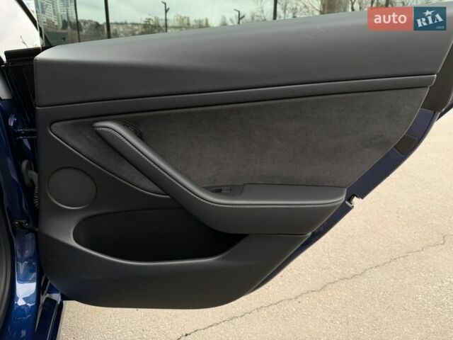 Синий Тесла Модель 3, объемом двигателя 0 л и пробегом 36 тыс. км за 19900 $, фото 25 на Automoto.ua