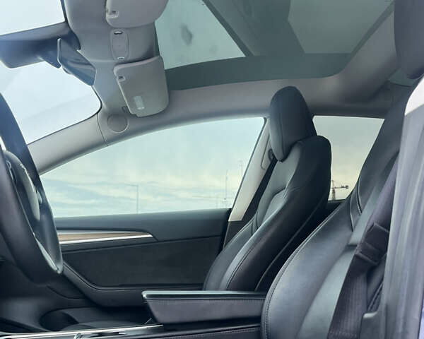 Синий Тесла Модель 3, объемом двигателя 0 л и пробегом 104 тыс. км за 18900 $, фото 19 на Automoto.ua