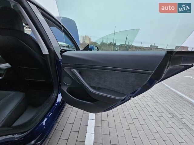 Синий Тесла Модель 3, объемом двигателя 0 л и пробегом 23 тыс. км за 26449 $, фото 34 на Automoto.ua