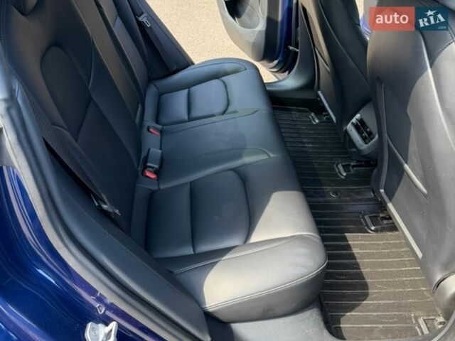 Синий Тесла Модель 3, объемом двигателя 0 л и пробегом 73 тыс. км за 23700 $, фото 7 на Automoto.ua