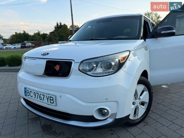 Синий Тесла Модель 3, объемом двигателя 0 л и пробегом 188 тыс. км за 17881 $, фото 14 на Automoto.ua
