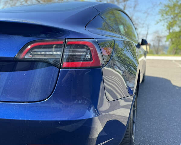 Синій Тесла Модель 3, об'ємом двигуна 0 л та пробігом 45 тис. км за 24500 $, фото 5 на Automoto.ua