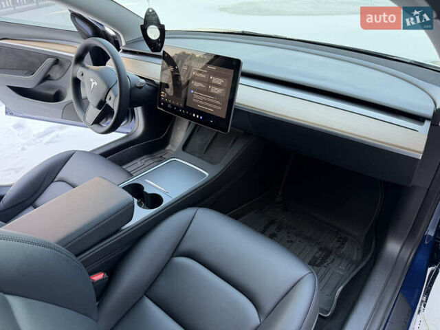 Синий Тесла Модель 3, объемом двигателя 0 л и пробегом 35 тыс. км за 21700 $, фото 36 на Automoto.ua