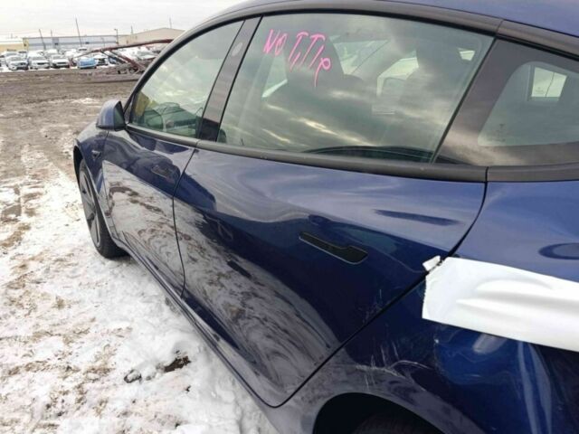 Синій Тесла Модель 3, об'ємом двигуна 0 л та пробігом 18 тис. км за 16000 $, фото 2 на Automoto.ua