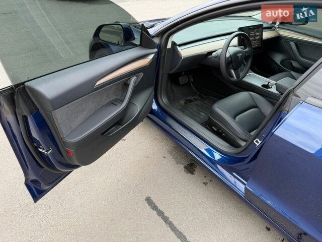 Синий Тесла Модель 3, объемом двигателя 0 л и пробегом 36 тыс. км за 19900 $, фото 11 на Automoto.ua