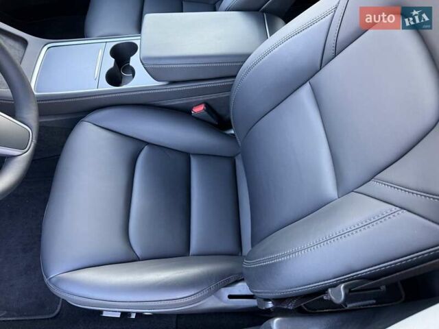 Синій Тесла Модель 3, об'ємом двигуна 0 л та пробігом 21 тис. км за 20999 $, фото 63 на Automoto.ua