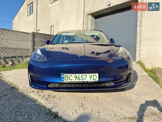Синий Тесла Модель 3, объемом двигателя 0 л и пробегом 53 тыс. км за 26600 $, фото 2 на Automoto.ua