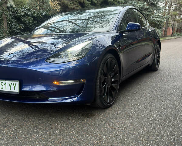 Синий Тесла Модель 3, объемом двигателя 0 л и пробегом 43 тыс. км за 25999 $, фото 1 на Automoto.ua