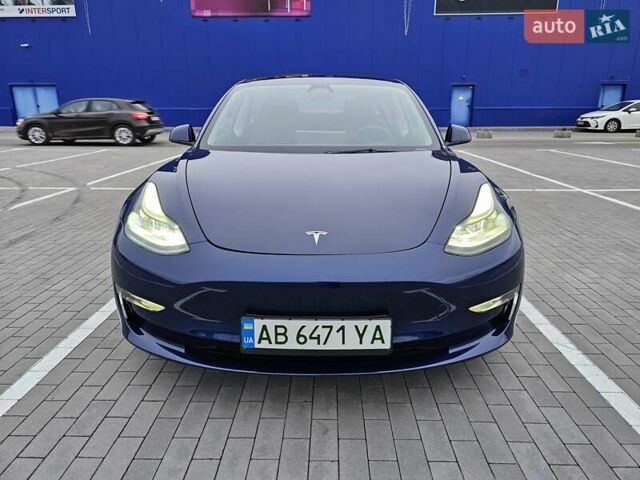 Синий Тесла Модель 3, объемом двигателя 0 л и пробегом 30 тыс. км за 27800 $, фото 6 на Automoto.ua