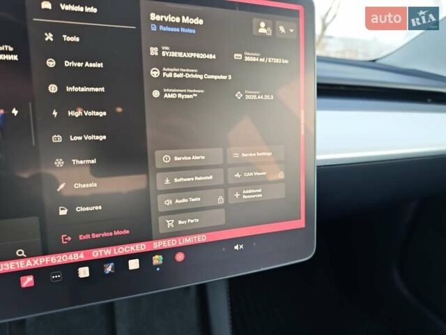 Синий Тесла Модель 3, объемом двигателя 0 л и пробегом 57 тыс. км за 19999 $, фото 23 на Automoto.ua