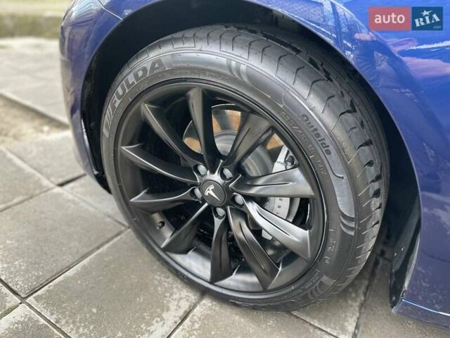Синий Тесла Модель 3, объемом двигателя 0 л и пробегом 17 тыс. км за 24500 $, фото 11 на Automoto.ua