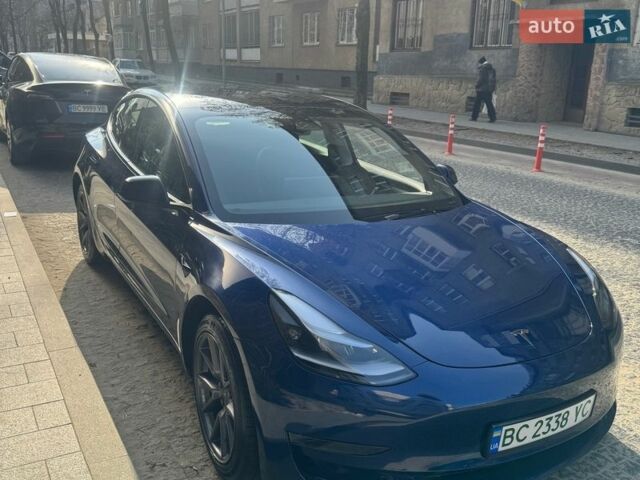 Синій Тесла Модель 3, об'ємом двигуна 0 л та пробігом 23 тис. км за 21000 $, фото 3 на Automoto.ua