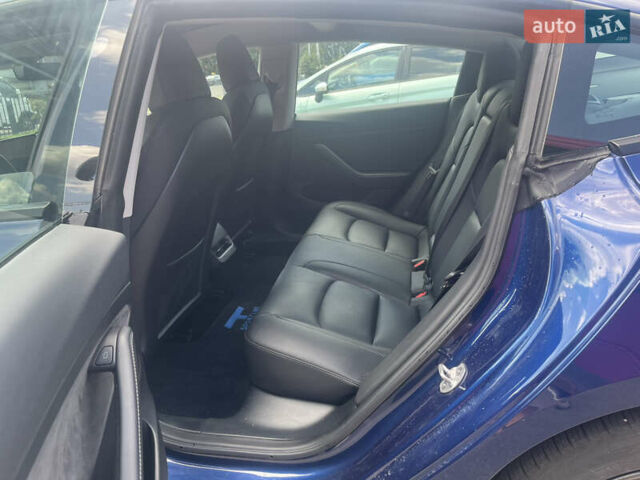 Синий Тесла Модель 3, объемом двигателя 0 л и пробегом 29 тыс. км за 21500 $, фото 7 на Automoto.ua