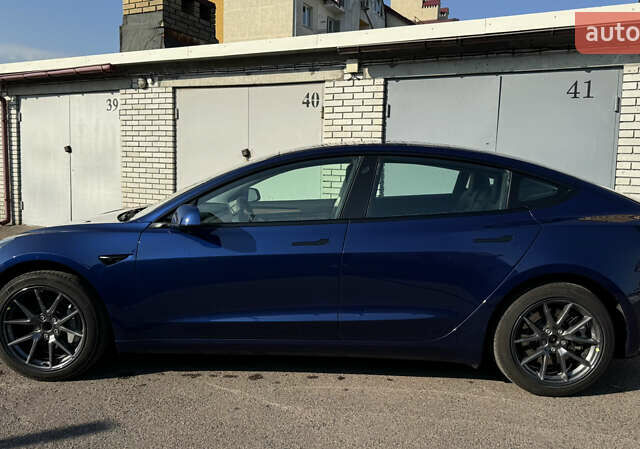 Синій Тесла Модель 3, об'ємом двигуна 0 л та пробігом 27 тис. км за 23499 $, фото 1 на Automoto.ua