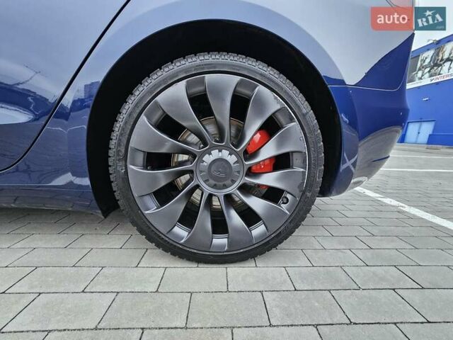 Синий Тесла Модель 3, объемом двигателя 0 л и пробегом 30 тыс. км за 27800 $, фото 26 на Automoto.ua