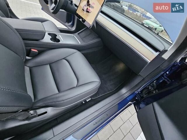 Синий Тесла Модель 3, объемом двигателя 0 л и пробегом 30 тыс. км за 27800 $, фото 42 на Automoto.ua