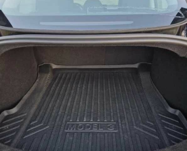 Синий Тесла Модель 3, объемом двигателя 0 л и пробегом 35 тыс. км за 14000 $, фото 7 на Automoto.ua