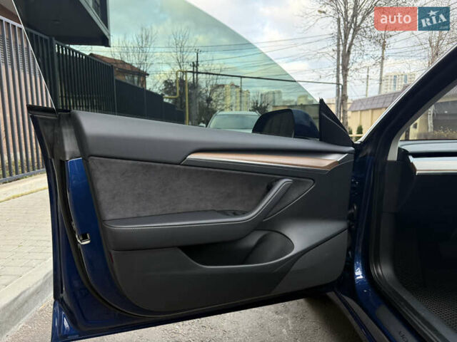 Синий Тесла Модель 3, объемом двигателя 0 л и пробегом 38 тыс. км за 20400 $, фото 12 на Automoto.ua