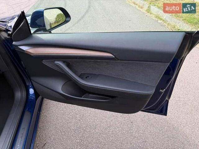 Синий Тесла Модель 3, объемом двигателя 0 л и пробегом 5 тыс. км за 24999 $, фото 15 на Automoto.ua