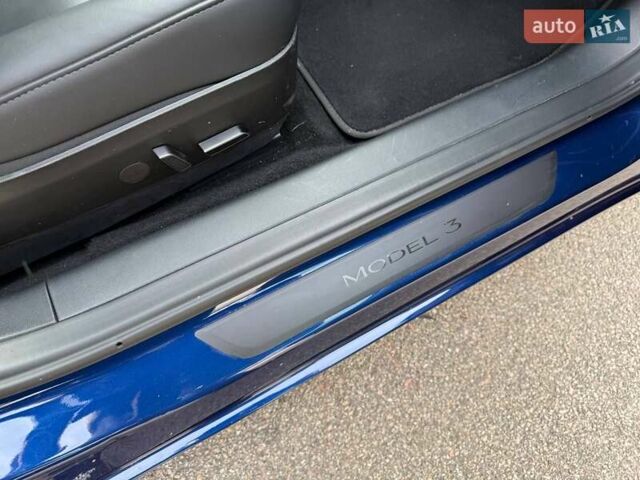 Синий Тесла Модель 3, объемом двигателя 0 л и пробегом 5 тыс. км за 24999 $, фото 12 на Automoto.ua