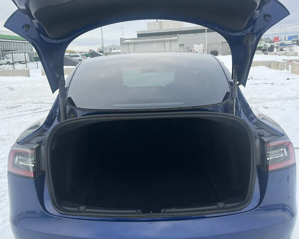 Синий Тесла Модель 3, объемом двигателя 0 л и пробегом 104 тыс. км за 18900 $, фото 12 на Automoto.ua