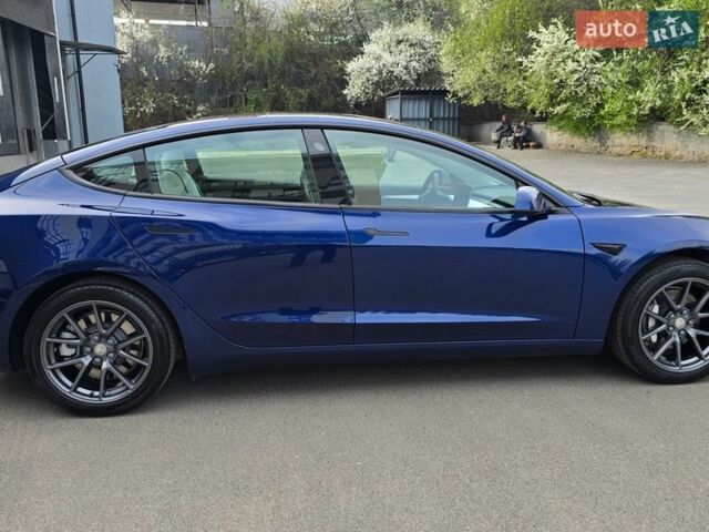 Синій Тесла Модель 3, об'ємом двигуна 0 л та пробігом 9 тис. км за 23700 $, фото 2 на Automoto.ua