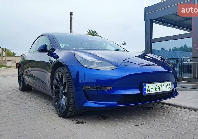 Синий Тесла Модель 3, объемом двигателя 0 л и пробегом 26 тыс. км за 25899 $, фото 2 на Automoto.ua