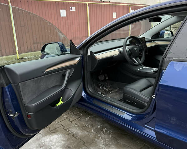 Синий Тесла Модель 3, объемом двигателя 0 л и пробегом 44 тыс. км за 25000 $, фото 7 на Automoto.ua