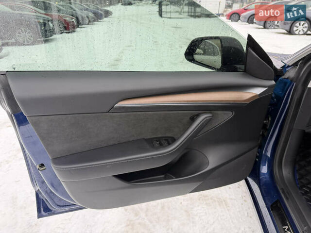 Синий Тесла Модель 3, объемом двигателя 0 л и пробегом 21 тыс. км за 21690 $, фото 16 на Automoto.ua