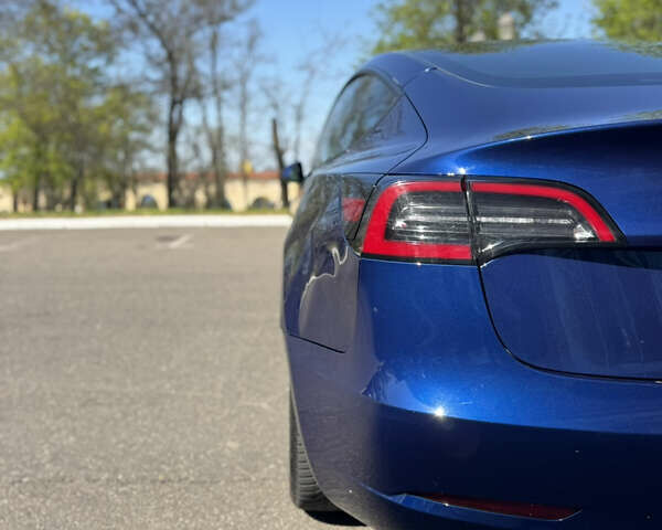 Синій Тесла Модель 3, об'ємом двигуна 0 л та пробігом 45 тис. км за 24500 $, фото 4 на Automoto.ua