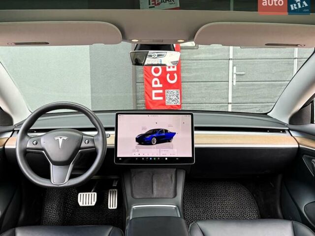 Синий Тесла Модель 3, объемом двигателя 0 л и пробегом 63 тыс. км за 25999 $, фото 16 на Automoto.ua
