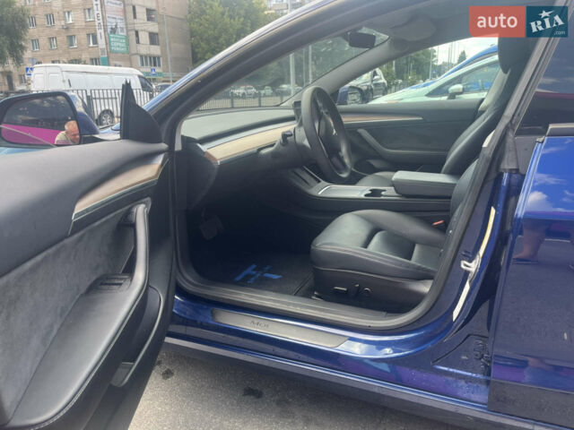 Синий Тесла Модель 3, объемом двигателя 0 л и пробегом 29 тыс. км за 20800 $, фото 6 на Automoto.ua