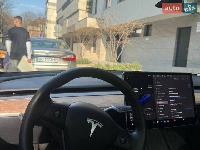 Синій Тесла Модель 3, об'ємом двигуна 0 л та пробігом 23 тис. км за 21000 $, фото 6 на Automoto.ua