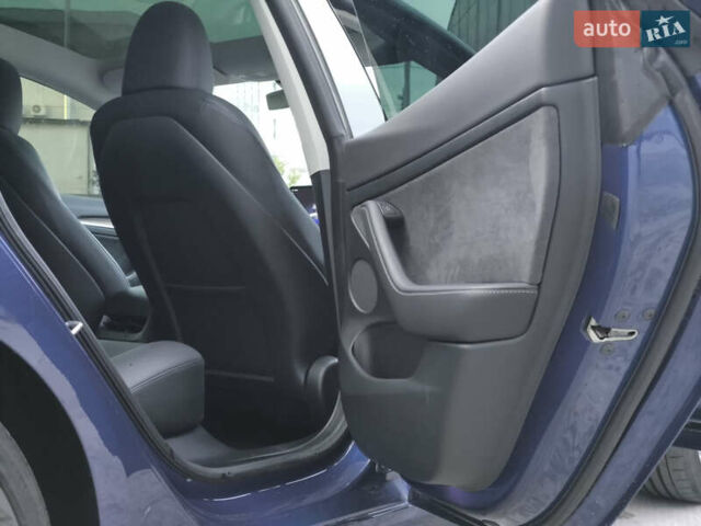 Синий Тесла Модель 3, объемом двигателя 0 л и пробегом 37 тыс. км за 24900 $, фото 32 на Automoto.ua