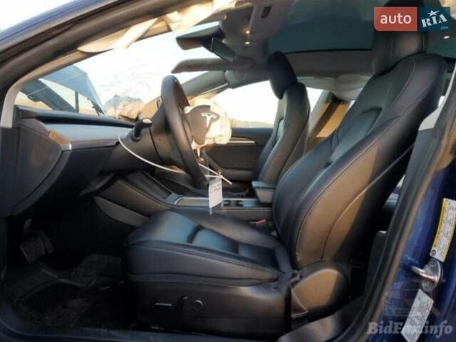 Синій Тесла Модель 3, об'ємом двигуна 0 л та пробігом 51 тис. км за 11500 $, фото 4 на Automoto.ua