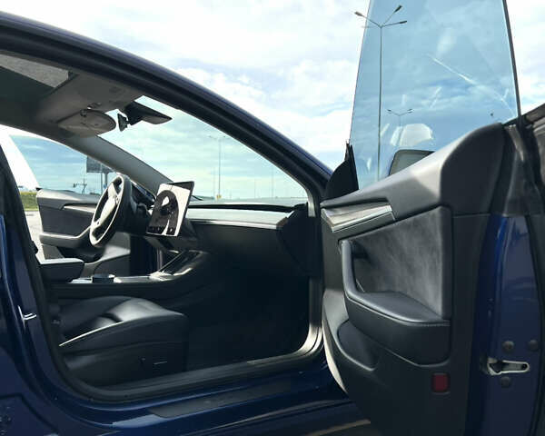 Синій Тесла Модель 3, об'ємом двигуна 0 л та пробігом 74 тис. км за 22800 $, фото 12 на Automoto.ua