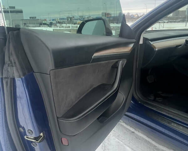 Синий Тесла Модель 3, объемом двигателя 0 л и пробегом 104 тыс. км за 18900 $, фото 17 на Automoto.ua