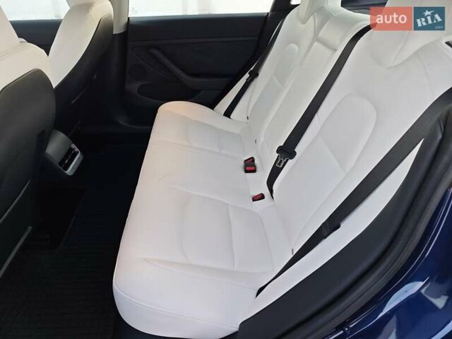 Синий Тесла Модель 3, объемом двигателя 0 л и пробегом 57 тыс. км за 19999 $, фото 13 на Automoto.ua