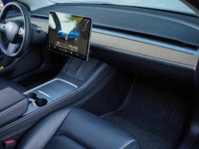 Синий Тесла Модель 3, объемом двигателя 0 л и пробегом 39 тыс. км за 19800 $, фото 10 на Automoto.ua