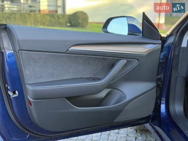 Синій Тесла Модель 3, об'ємом двигуна 0 л та пробігом 21 тис. км за 20999 $, фото 60 на Automoto.ua