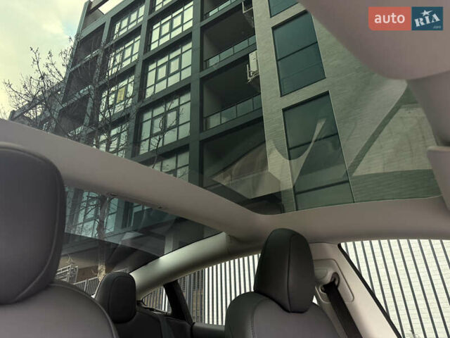 Синий Тесла Модель 3, объемом двигателя 0 л и пробегом 38 тыс. км за 20400 $, фото 17 на Automoto.ua