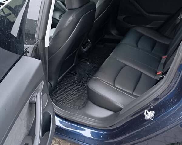 Синий Тесла Модель 3, объемом двигателя 0 л и пробегом 10 тыс. км за 22550 $, фото 12 на Automoto.ua