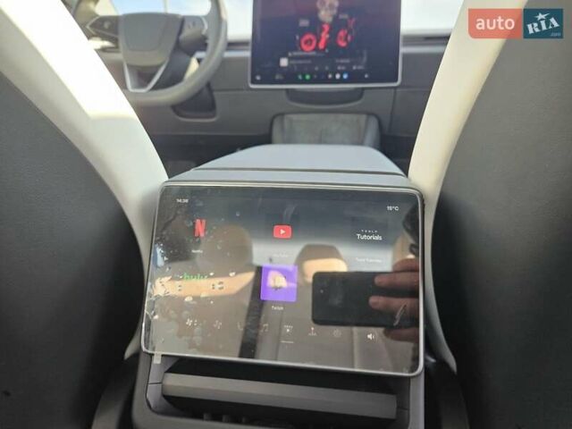 Синій Тесла Модель 3, об'ємом двигуна 0 л та пробігом 6 тис. км за 28900 $, фото 23 на Automoto.ua