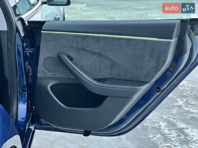 Синий Тесла Модель 3, объемом двигателя 0 л и пробегом 14 тыс. км за 32999 $, фото 44 на Automoto.ua